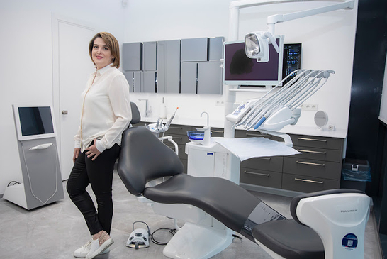 Slider image (6) Ebru Ersan Dental Solutions